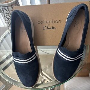 Clarks Women's Dark Blue and White Slip-On Loafers